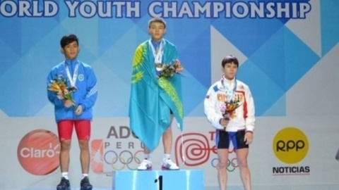 Игорь Сон Ауыр атлетикадан жастар арасында Әлем чемпионы атанды