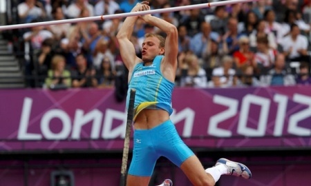 Универсиада-2015. Никита Филиппов сырықпен секіруден алтын жүлде иеленді