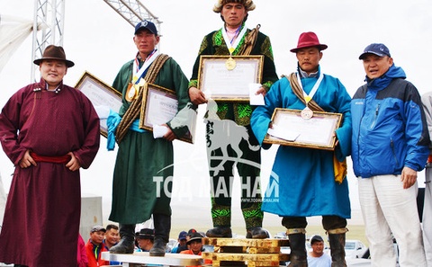 Жеңісбек Серікұлы асау үйретуден Моңғолия чемпионы атанды