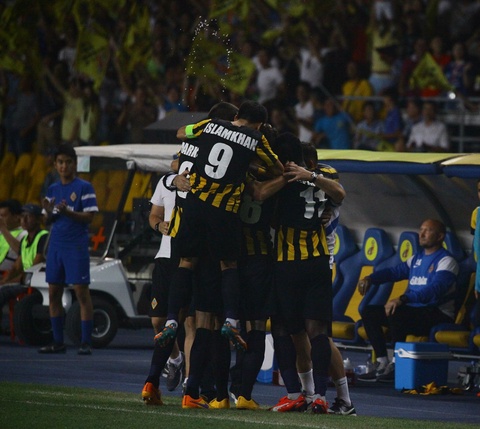 Еуропа Лигасы. «Қайрат» өз алаңында «Абердинді» 2:1 есебімен ұтты