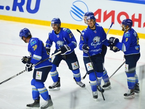 «Барыс» хоккей клубы сырт алаңда «Трактор» командасынан ұтылды