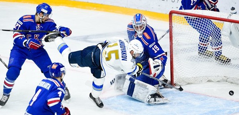 «Барыс» хоккей клубы сырт алаңда «СКА» командасынан ұтылып қалды