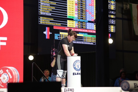 Ауыр атлетші Надежда Ногай «Катар Кубогы» турнирінде чемпион атанды