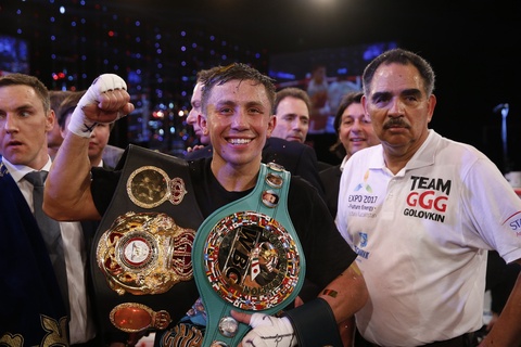 Геннадий Головкиннің бапкері Абель Санчес 2015 жылдың үздігі атанды