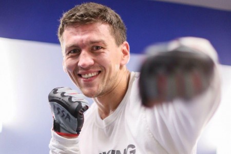 Қазақстандық кәсіпқой боксшы Иса Ақбербаев келесі жекпе-жегін 30 сәуірде өткізеді