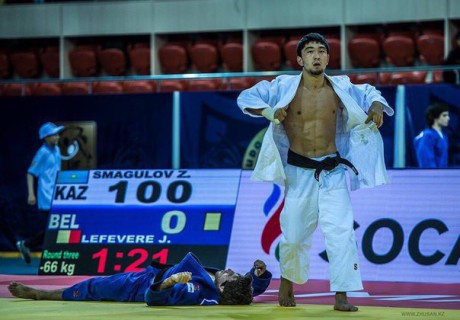 Қазақстандық дзюдошы Жансай Смағұлов екінші айналымда кореялық қарсыласына есе жіберді