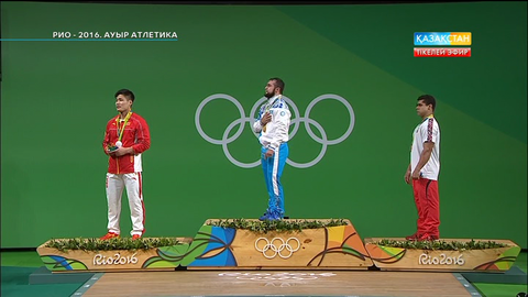 Рио төрінде алғаш рет Қазақ Әнұраны шырқалды. Зілтемірші Нижат Рахимовты марапаттау сәті (ВИДЕО)