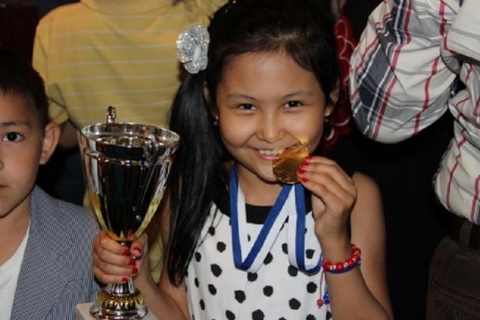 12 жастағы қазақ қызы шахматтан Әлем чемпионы атанды