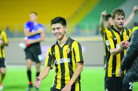 Бауыржан Исламхан «Қайратпен» келісімшартын ұзартты