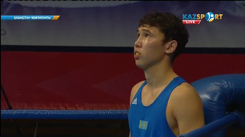 Бокстан Қазақстан чемпионаты: 18 жастағы Серік Теміржанов (60 кг) жартылай финалға шықты (ВИДЕО)