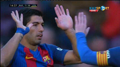«Барселона» - «Лас-Пальмас»: Луис Суарестің голы - 1:0 (ВИДЕО)