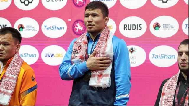 Нуркожа Каипанов | Вольная борьба | 74 кг | Чемпионат Азии | Церемония награждения