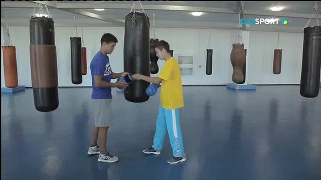 Жеке бапкер - Абылайхан Жүсіпов (бокс)