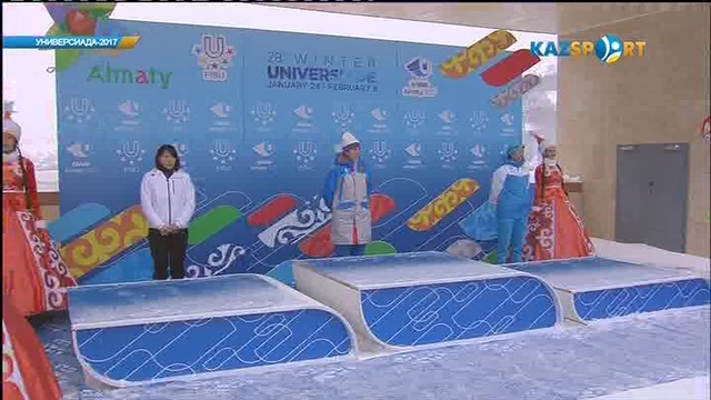 Екатерина Айдова қола медальмен марапаттау рәсімі