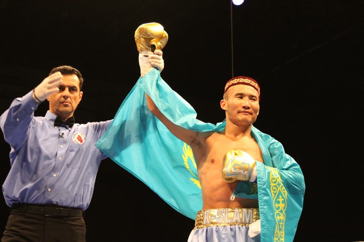 Бой Канат Ислам - Уолтер Каутондоква покажет в прямом эфире телеканал "QAZSPORT"