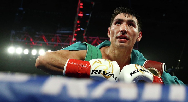 Стал известен следующий соперник казахстанского боксера Жанибека Алимханулы