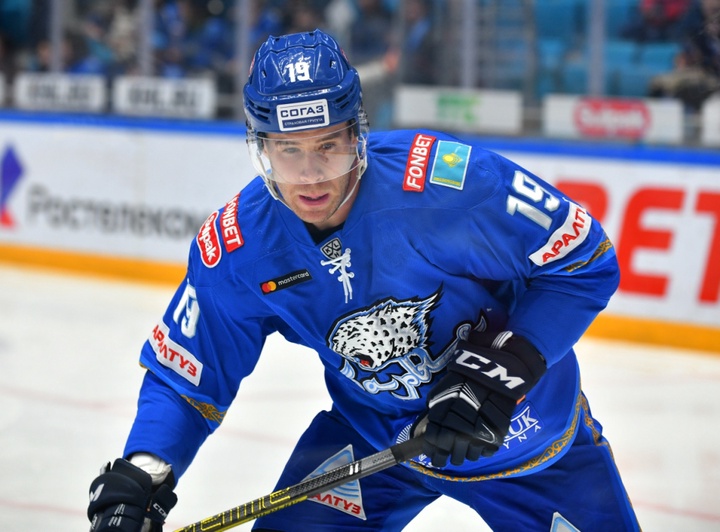 "Барыс" на выезде сыграет с московским "Динамо"