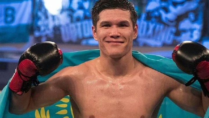 Следующим соперником Елеусинова стал мексиканец с 60 боями