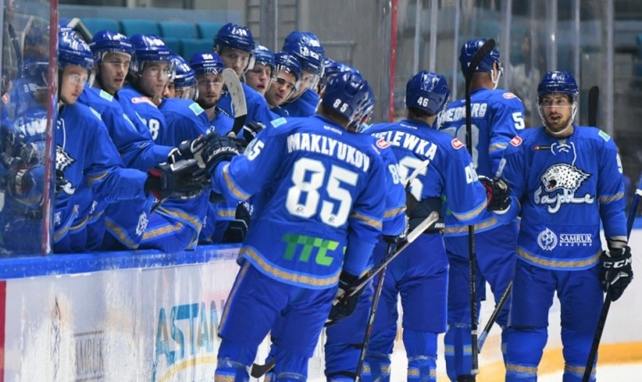 В составе команды Казахстана по футболу произошли изменения