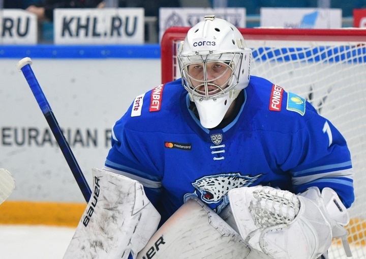 Хоккеист «Барыса» признан игроком дня в КХЛ