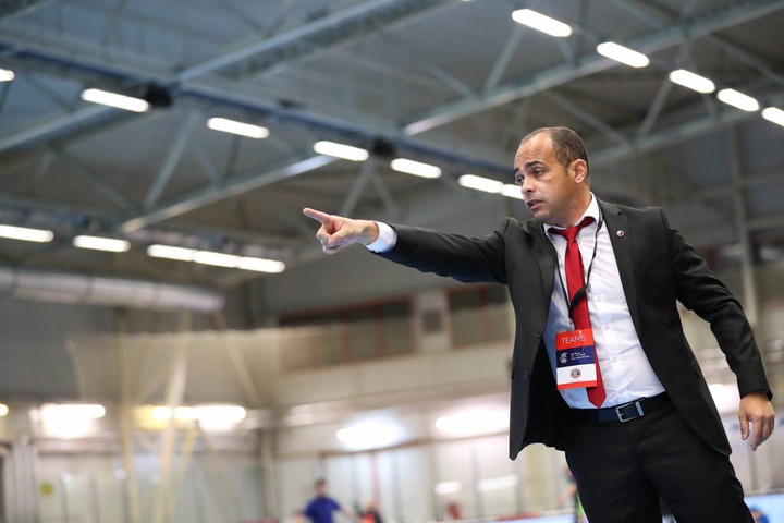 Кака номинирован на звание лучшего тренера мира сборной