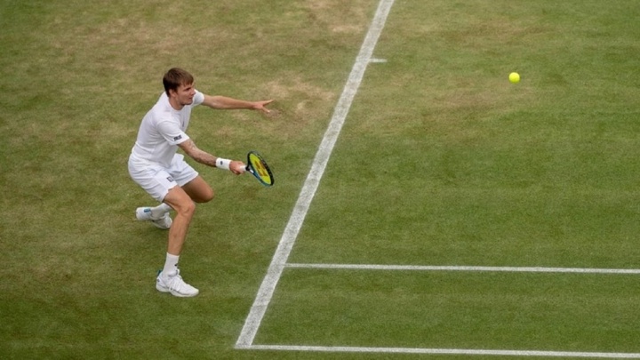 Александр Бублик пробился во второй круг «Уимблдона»