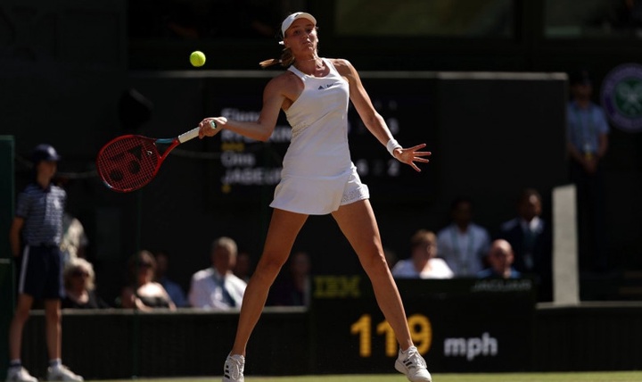 Елена Рыбакина вошла в топ-10 теннисистов, которые заработали больше призовых в 2022 году