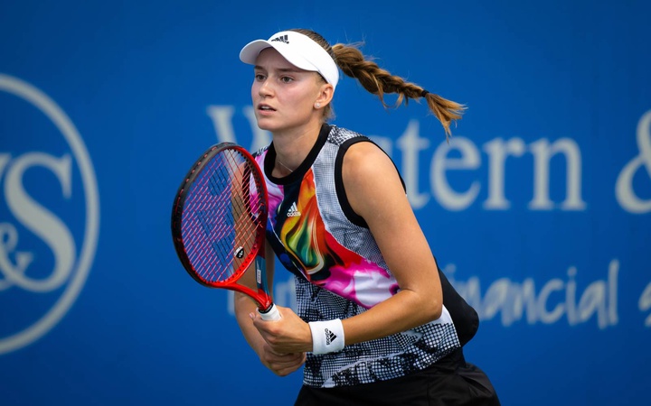 Елена Рыбакина поднялась в обновленном рейтинге WTA