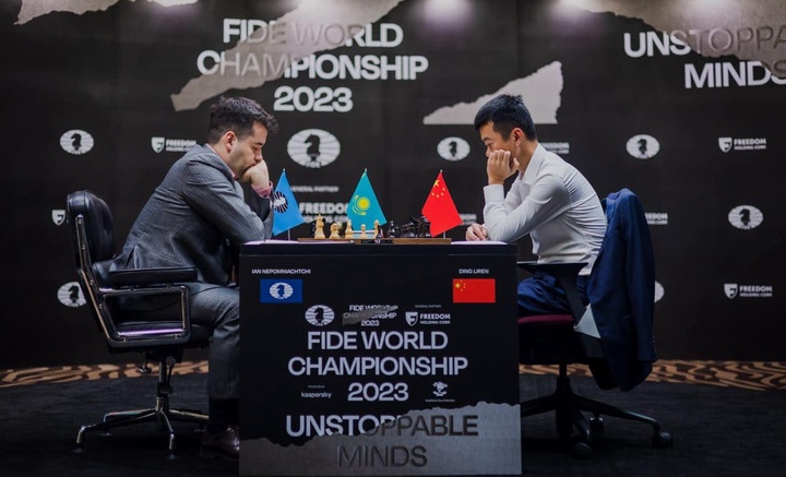 Первая партия за мировую шахматную корону завершился в ничью