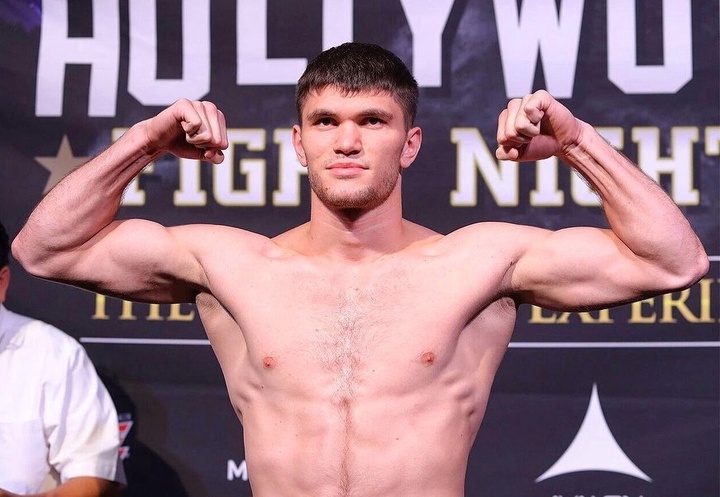 Казахстанский боксер Али Ахмедов узнал имя следующего соперника