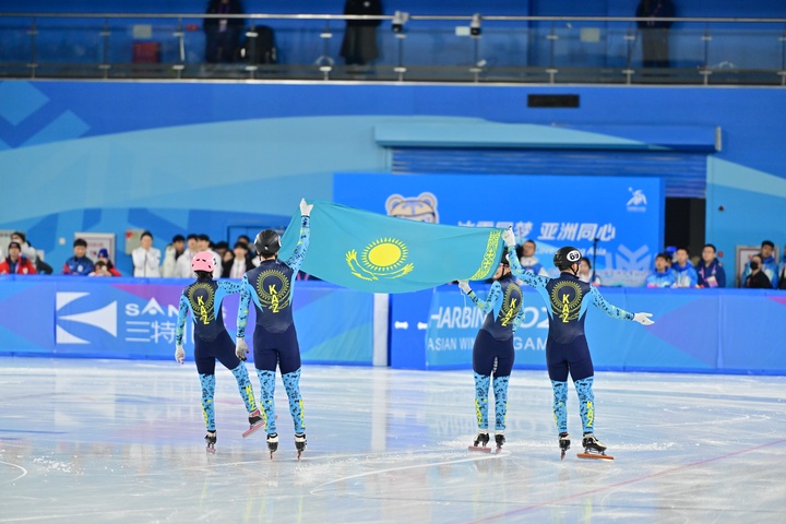 Шорт-трек: Сборная Казахстана завоевала серебро