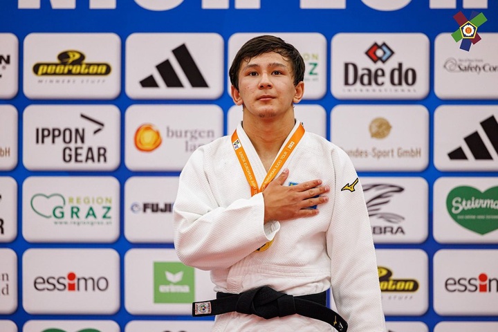 Талгат Орынбасар завоевал серебряную медаль на турнире Qazaqstan Barysy Grand Slam 2025