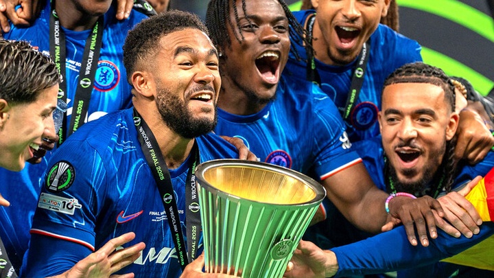 «Челси» стал первой командой в истории, выигравшей три разных еврокубка