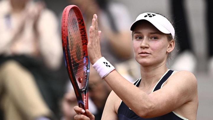 Елена Рыбакина вышла в третий раунд турнира Ролан Гаррос