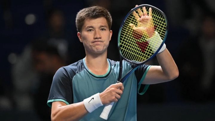 Бейбит Жукаев впервые вышел в основной этап турнира «Большого шлема»