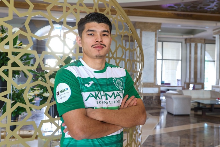  Ғалымжан Кенжебек «Ахмат» ойыншысы атанды