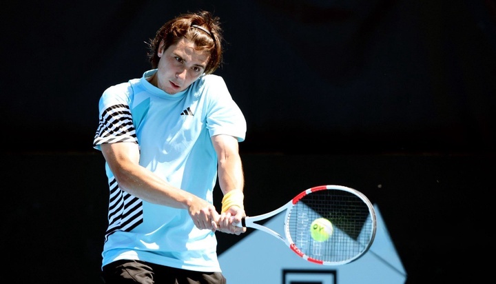 Александр Шевченко вышел в следующий раунд турнира Adelaide International ATP 250