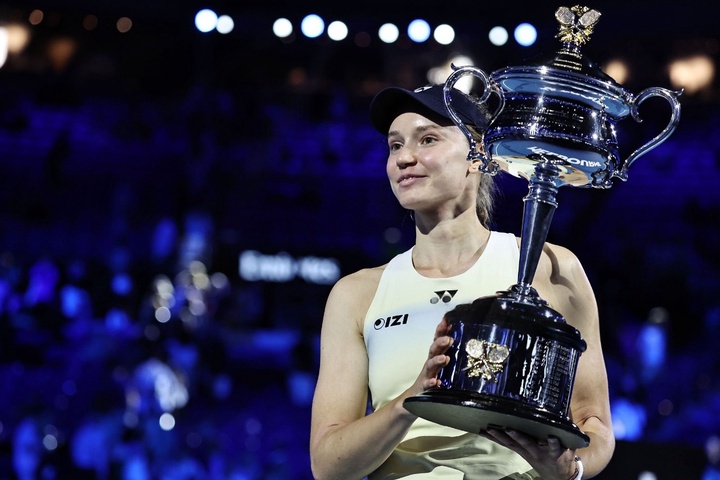 Ресми: Елена Рыбакина Әлемнің үшінші ракеткасы атанды