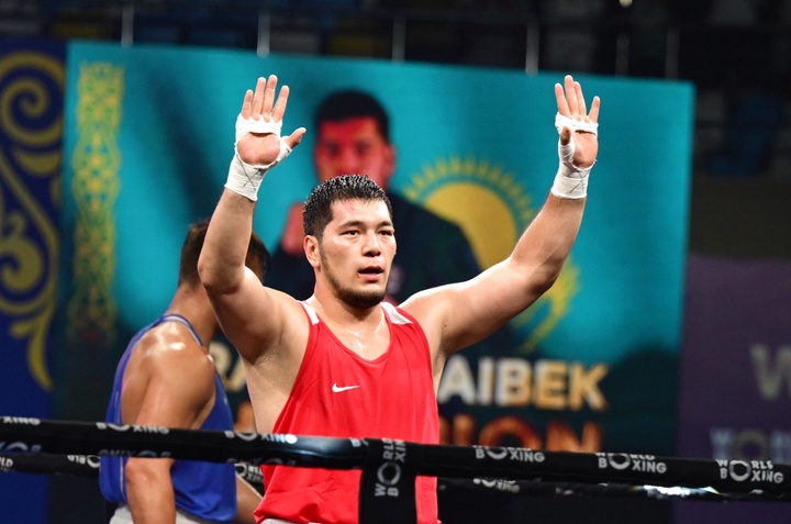 Айбек Оралбай Азия чемпионатының финалына өтті