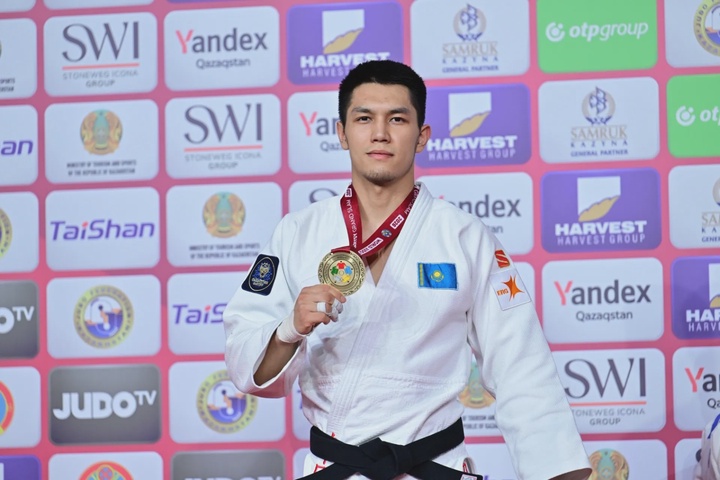 Жалғас Қайролла Grand Slam турнирінің чемпионы