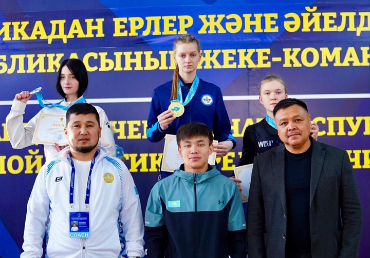 Ауыр атлетика:  арулар арасында жеңімпаздар анықталды