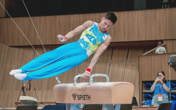 Зейнолла Идрисов завоевал серебряную медаль на этапе Challenge Cup
