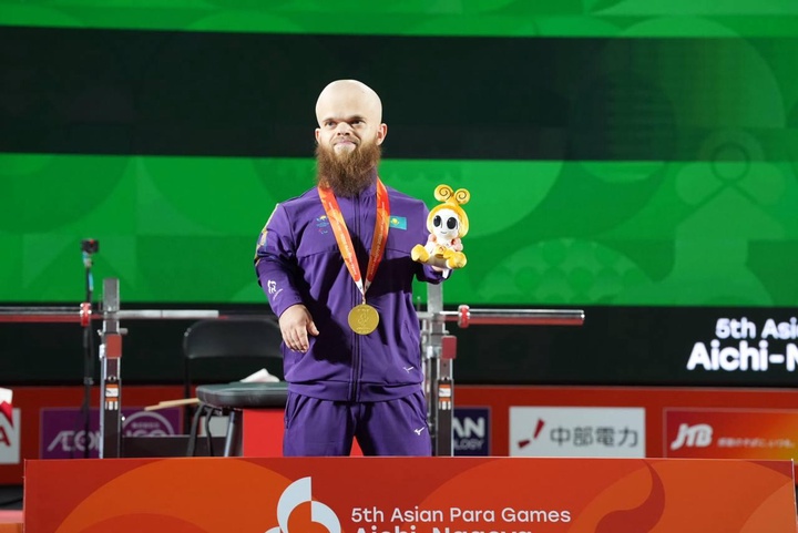 Давид Дегтярев стал чемпионом V Пара Азиатских игр, обновив рекорд