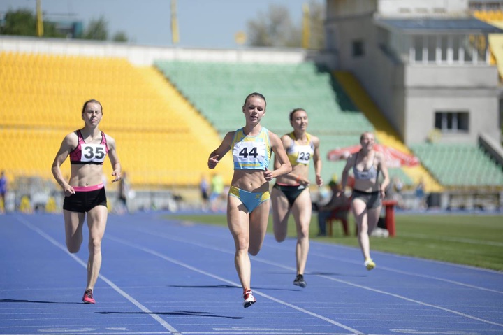 Қазақстандық жеңіл атлеттер Өзбекстан ашық кубогынан жүлделі оралды