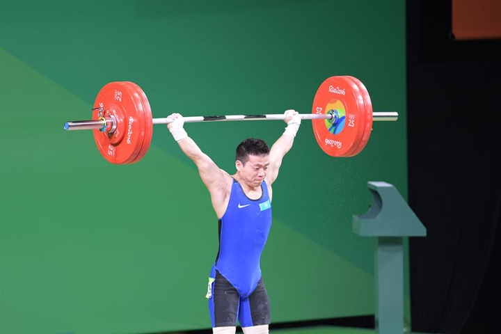 Арли Чонтей завоевал серебряную медаль на Чемпионате Мира по тяжелой атлетике