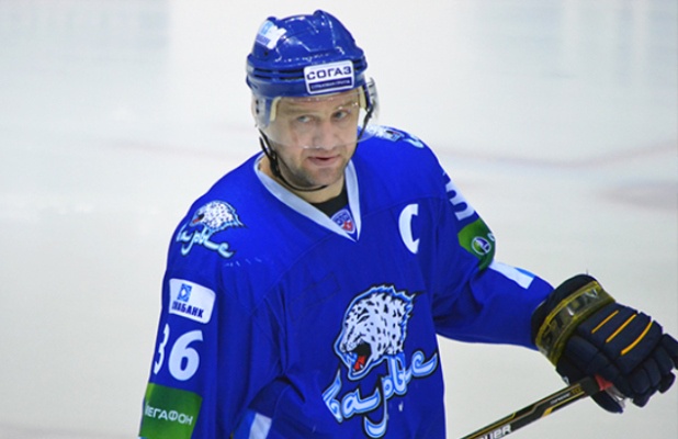 Хоккей. «Адмирал» - «Барыс» 1:3