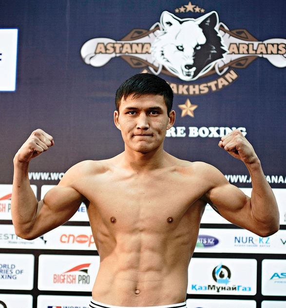 WSB. Асхат Уәлиханов жеңісті жалғастырды (ВИДЕО)