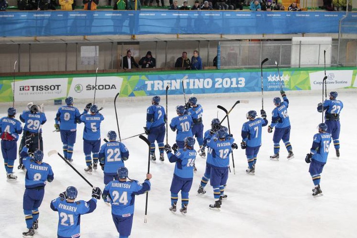 Қазақстандық хоккейшілер жартылай финалға шықты