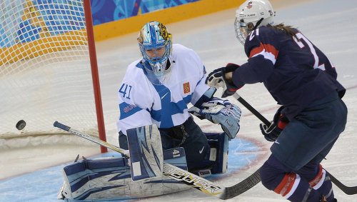 Олимпиададағы алғашқы шайбаның авторы – Хилари Найт