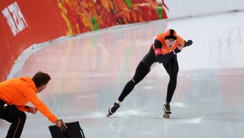 Голландиялық конькимен жүгіруші олимпиадалық рекорд орнатты 